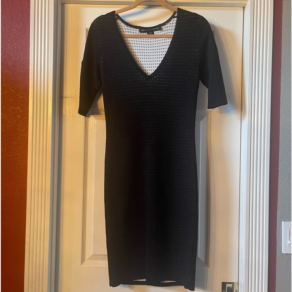 EUC French Connection Knit Dress. Size 8